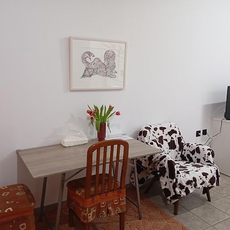 Vaso'S Appartments A Mesolóngion エクステリア 写真