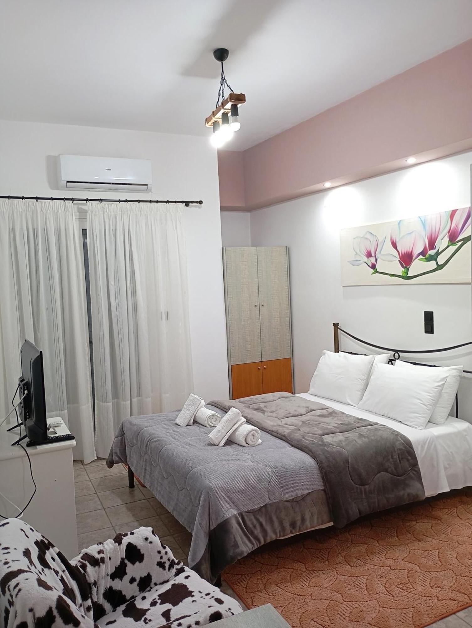 Vaso'S Appartments A Mesolóngion エクステリア 写真