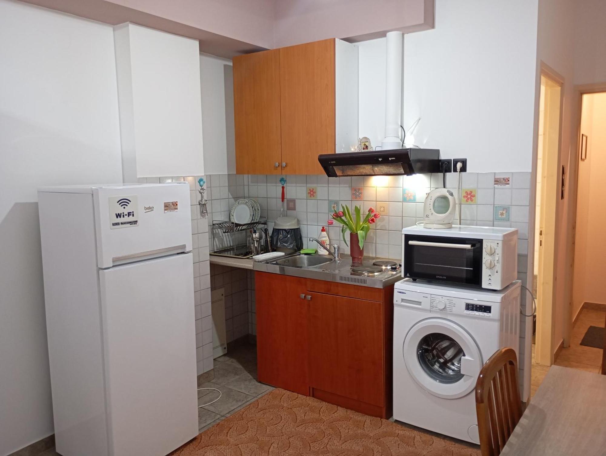 Vaso'S Appartments A Mesolóngion エクステリア 写真